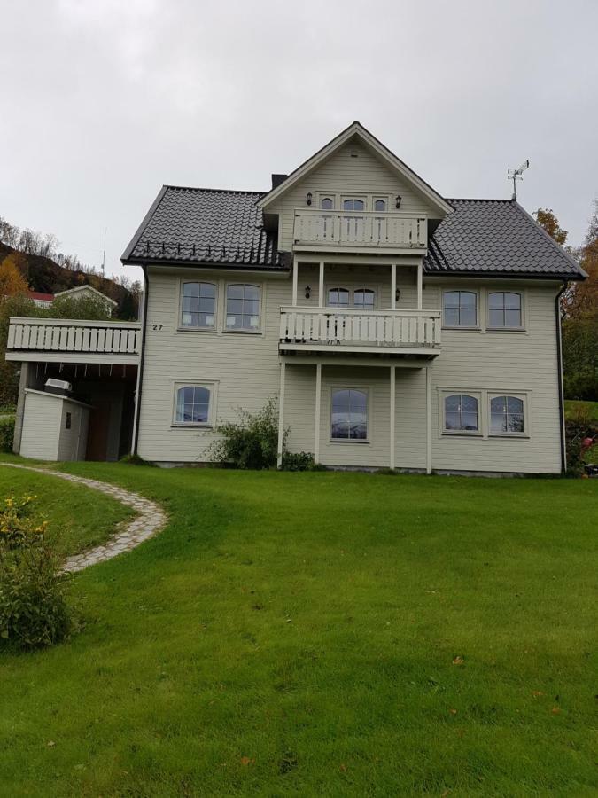 Solbakken 27 Apartment Lyngseidet المظهر الخارجي الصورة